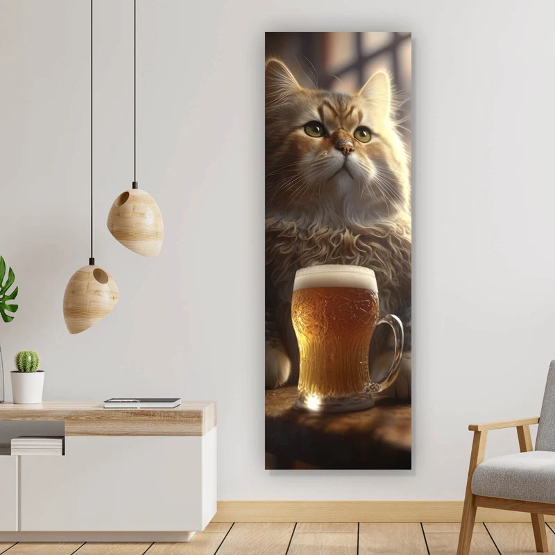 Aluminiumbild gebürstet Flauschige Katze genießt Bier in gemütlicher Kneipe Panorama Hoch