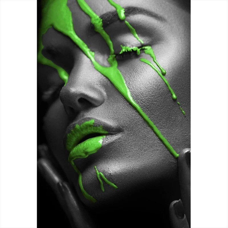 Spannrahmenbild Green Lips Hochformat