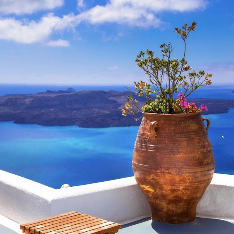 Aluminiumbild gebürstet Mediterrane Terrasse mit atemberaubendem Meerblick Quadrat