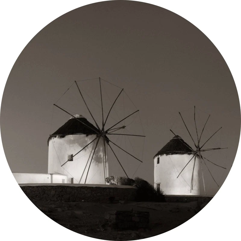 Aluminiumbild Historische Windmühlen bei Dämmerung Kreis