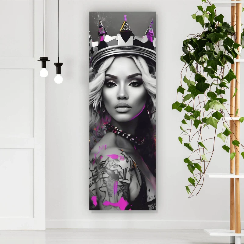 Poster Majestätische Frau mit Krone kunstvoll Panorama Hoch
