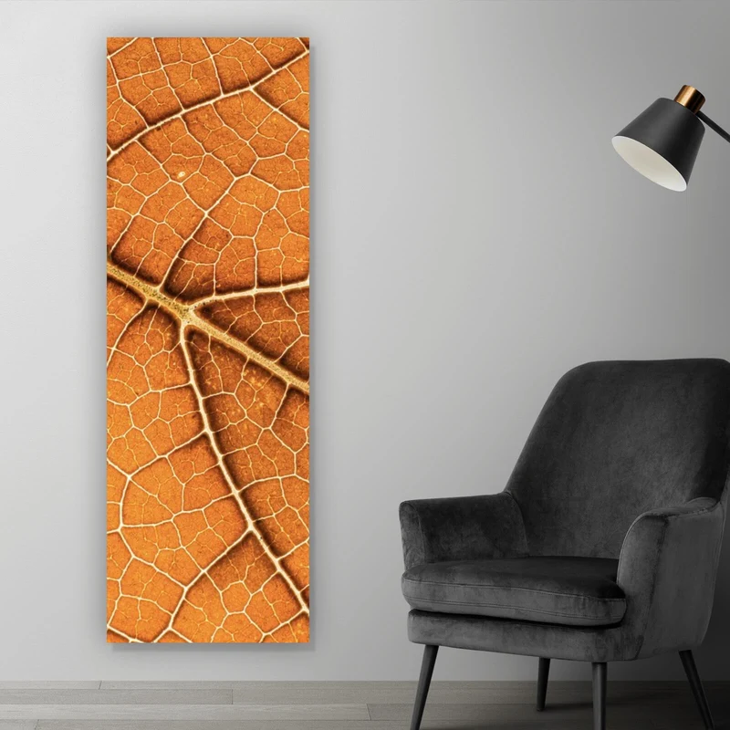 Acrylglasbild Detailansicht eines herbstlichen Blattes Panorama Hoch
