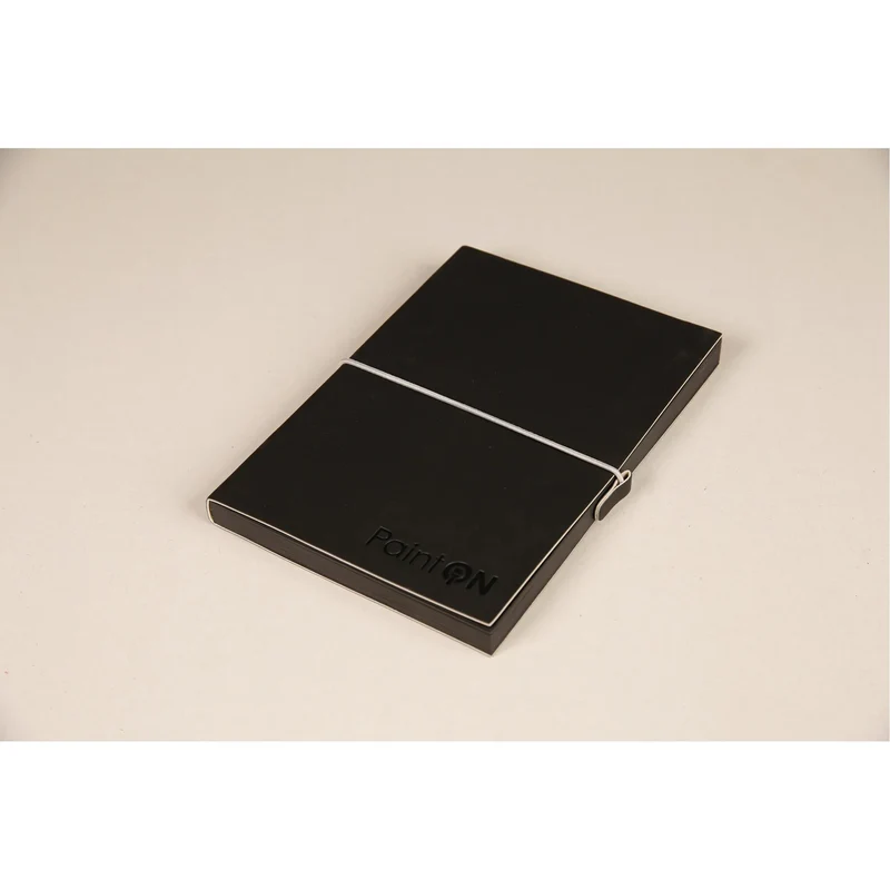 Blok papirjev Clairefontaine Paint'On črn 250 g/m² - 32 listov (A5 – 14 x 14 cm)