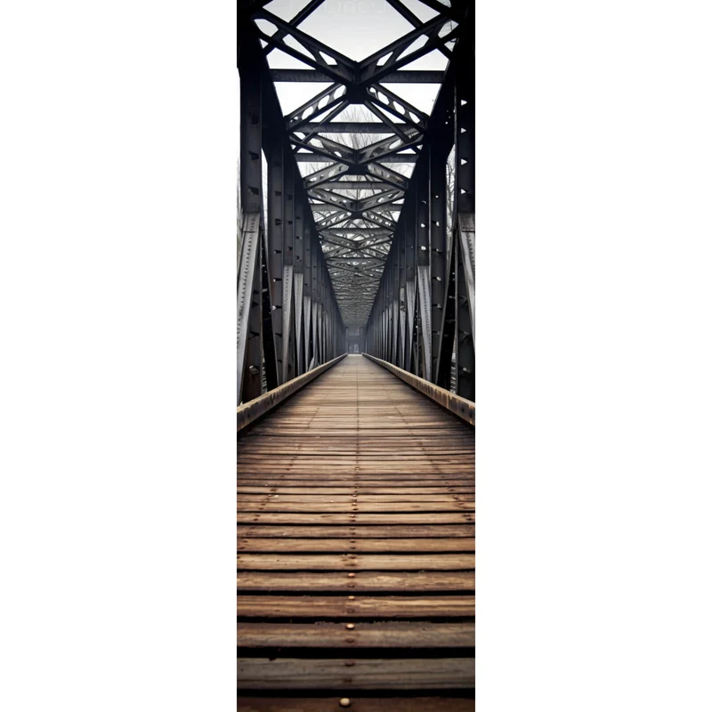 Poster Mystische Stahlbrücke in die Ferne Panorama Hoch