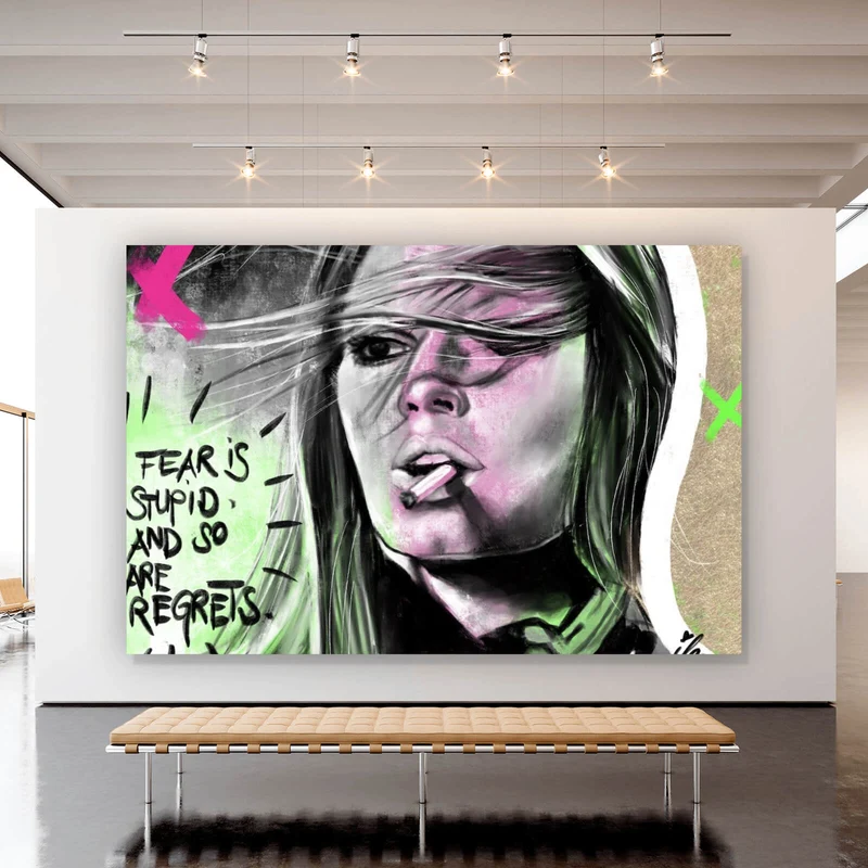 Poster Nachdenkliche Frau mit Zigarette Querformat