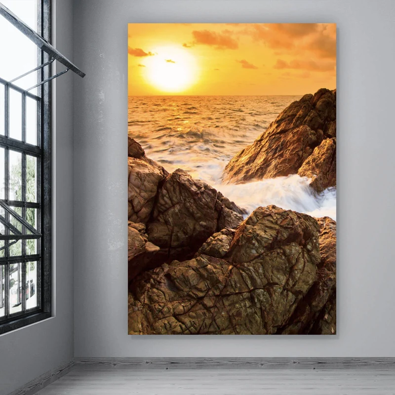 Aluminiumbild gebürstet Sonnenuntergang über felsiger Küstenlandschaft Hochformat