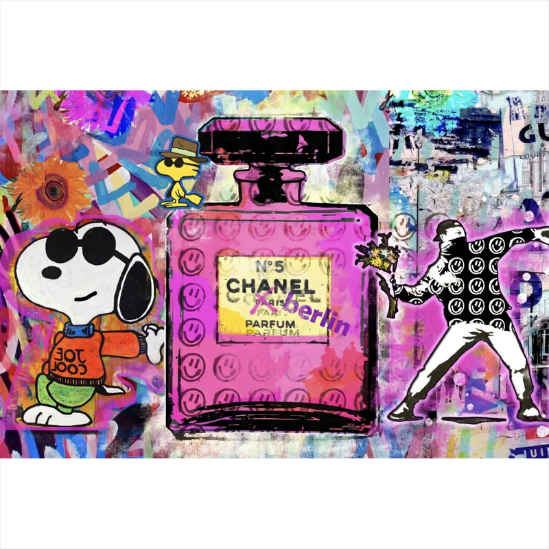 Aluminiumbild Abstrakte Collage mit Parfumflasche Querformat