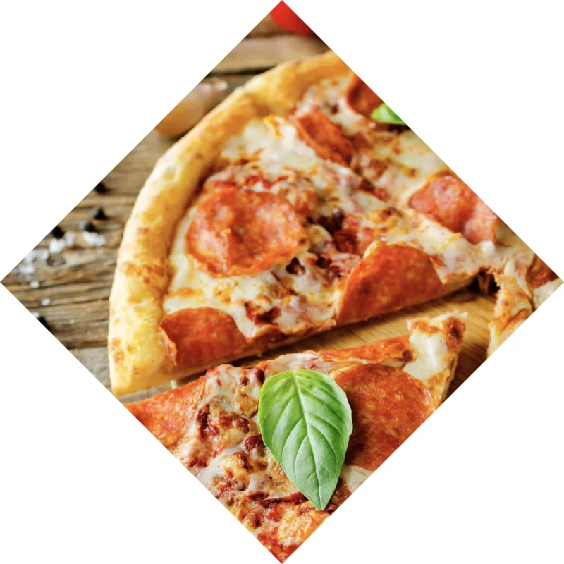 Aluminiumbild Appetitliche Pizza auf Holz Raute